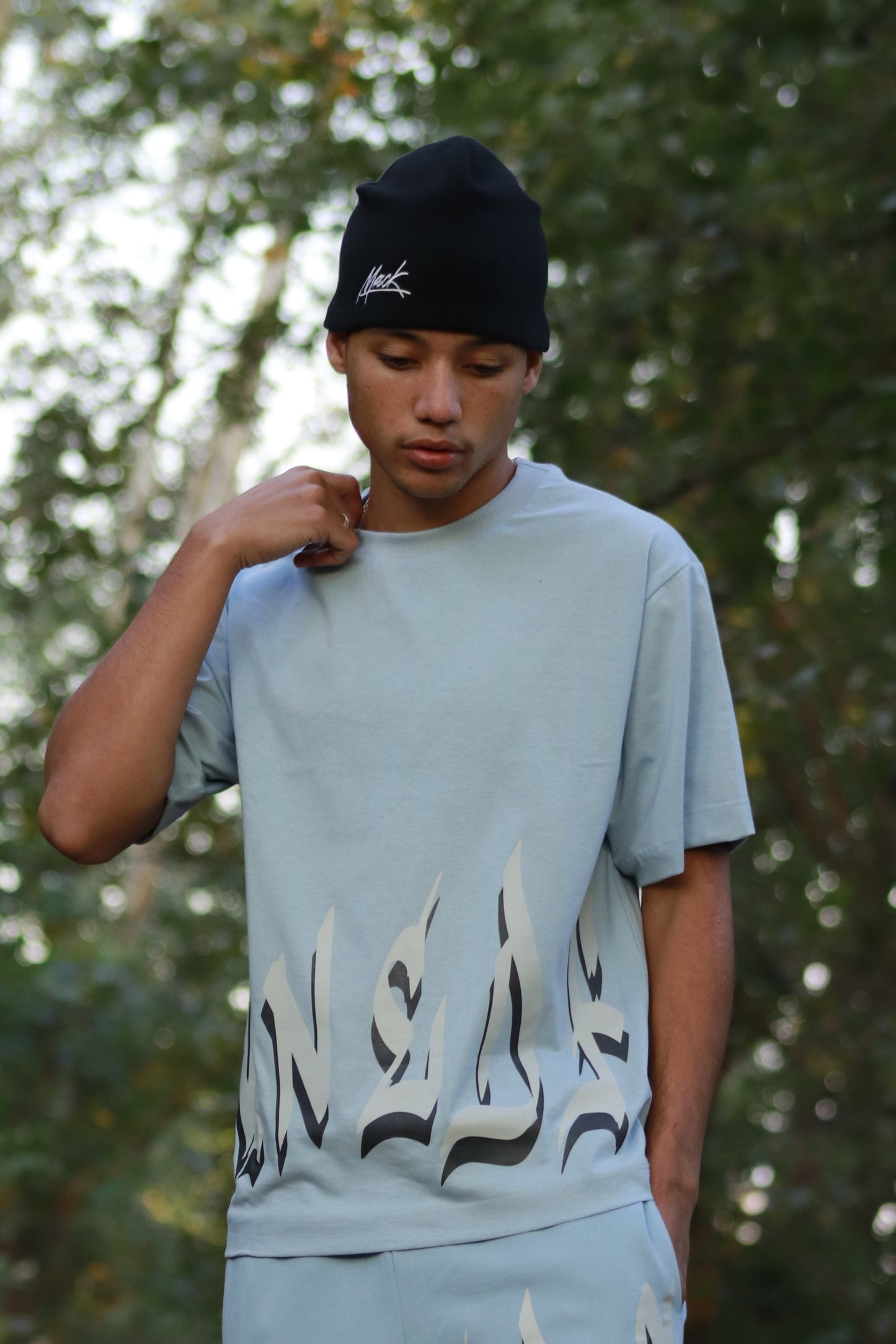 BLUE GRAFFITI TEE