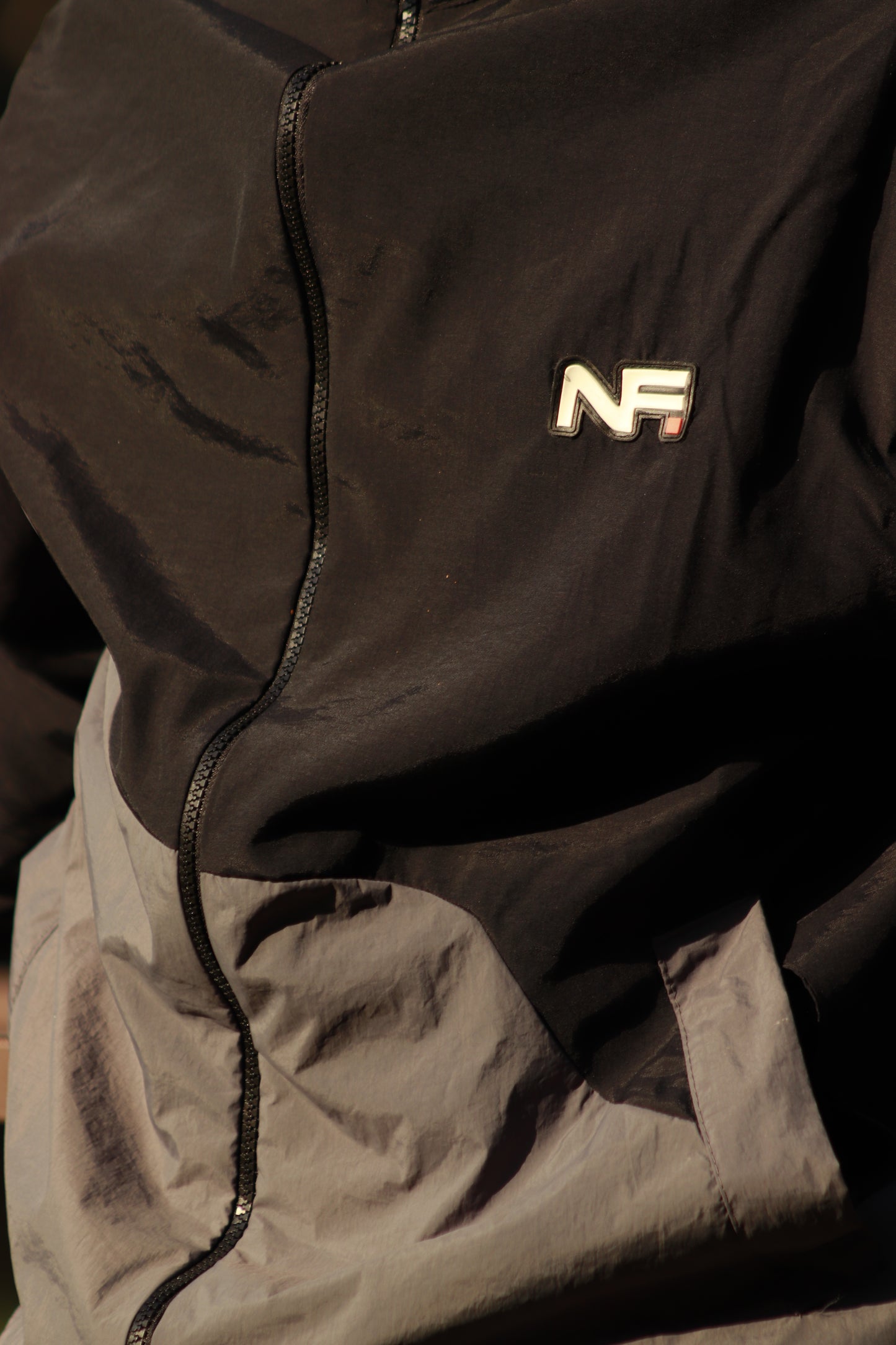 DARK OCEAN WINDBREAKER