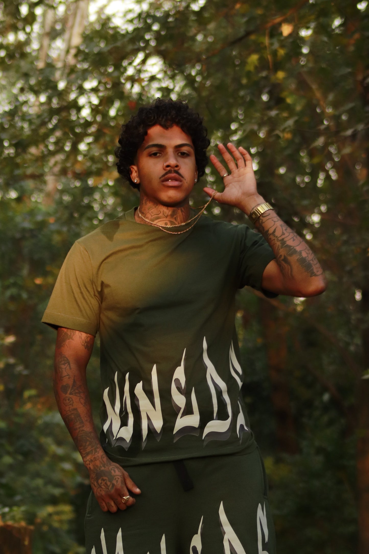 GREEN GRAFFITI TEE