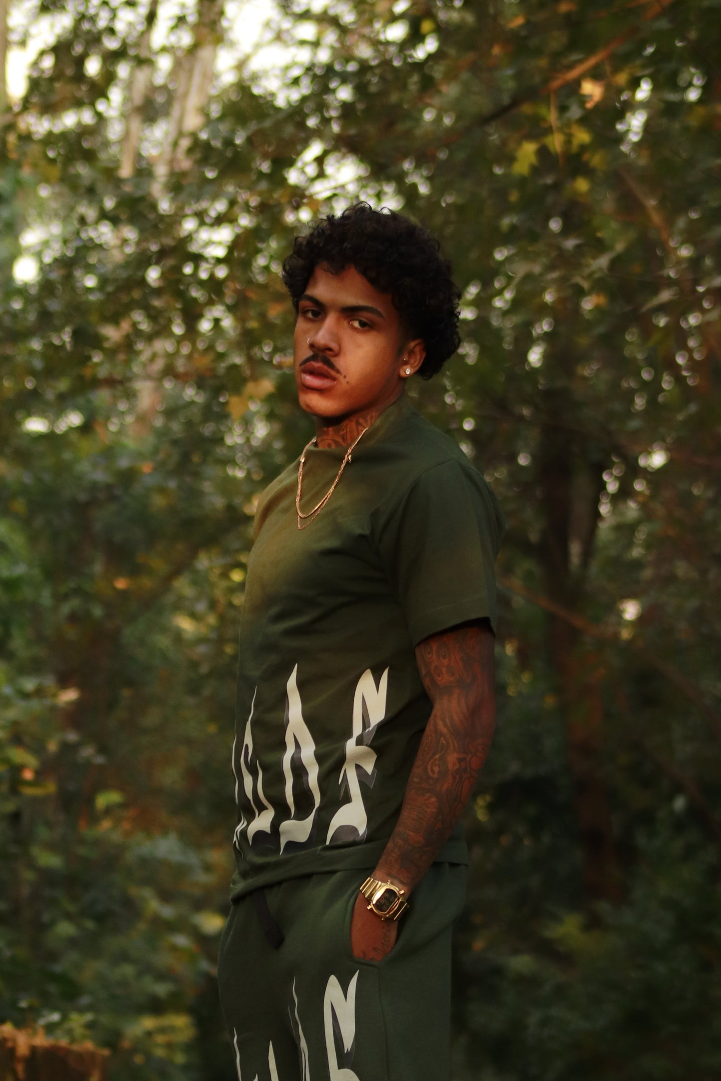 GREEN GRAFFITI TEE